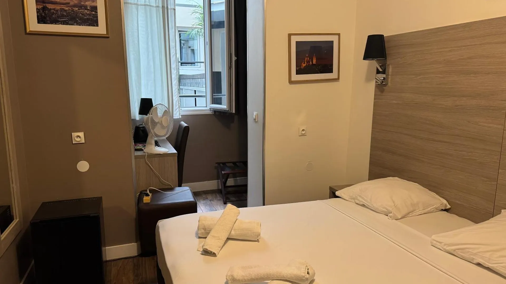 Paris Rooms & Dreams Hotel 3*,  France