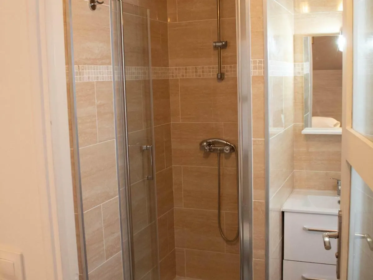 Paris Rooms & Dreams Hotel