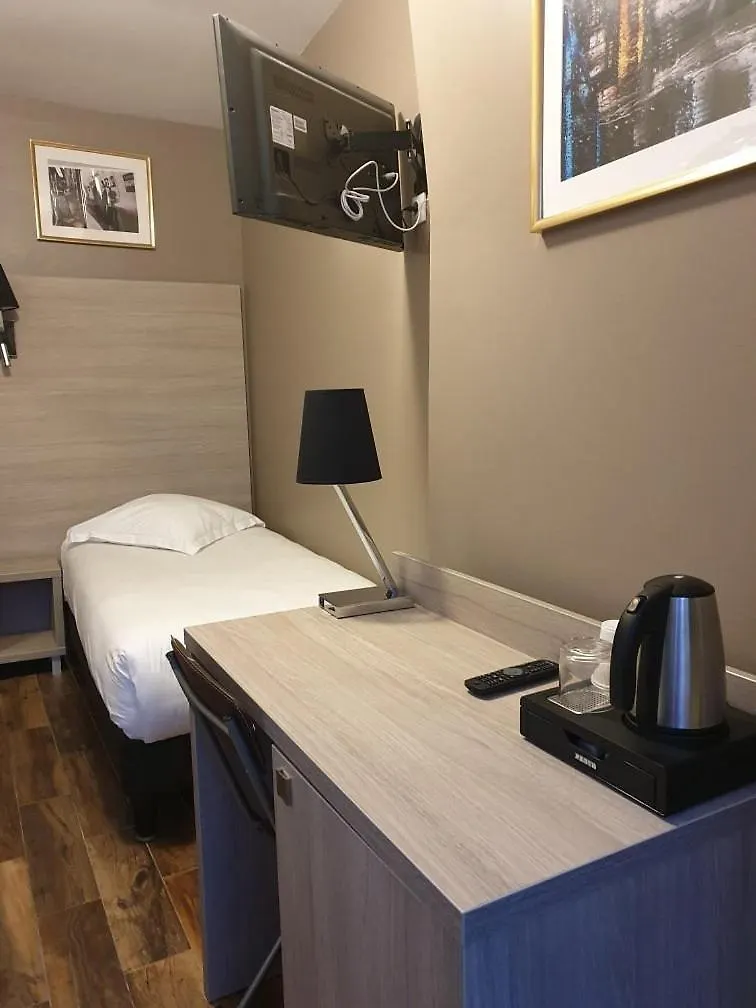 Paris Rooms & Dreams Hotel